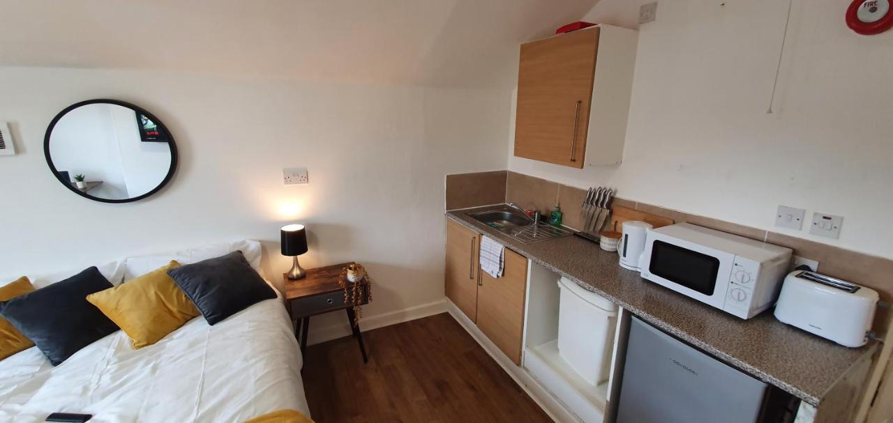 Fast Broadband, Budget Stay, Free Netflix. Cardiff Kültér fotó