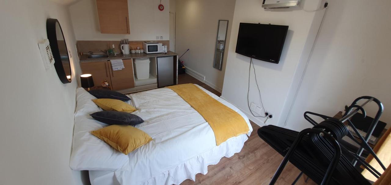 Fast Broadband, Budget Stay, Free Netflix. Cardiff Kültér fotó